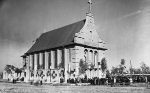 Gare eglise 1