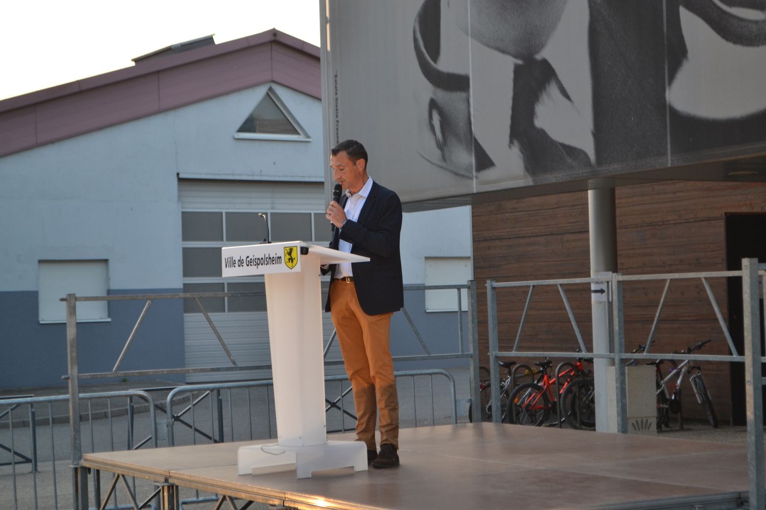 Mairie Geispolsheim Commune de Geispolsheim et Espace Malraux